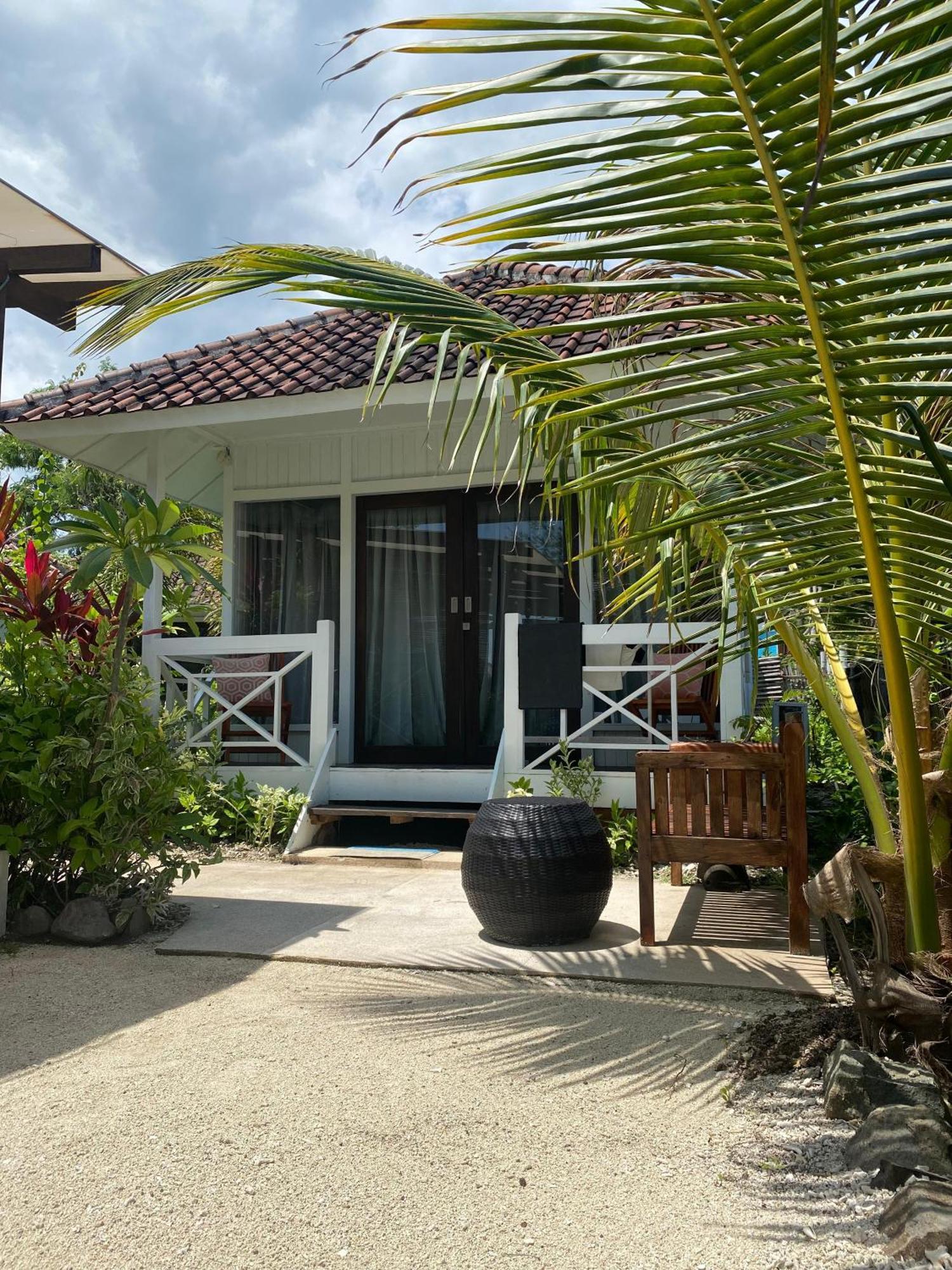 The High Dive Gili Gede By Ultimate Resorts Екстериор снимка
